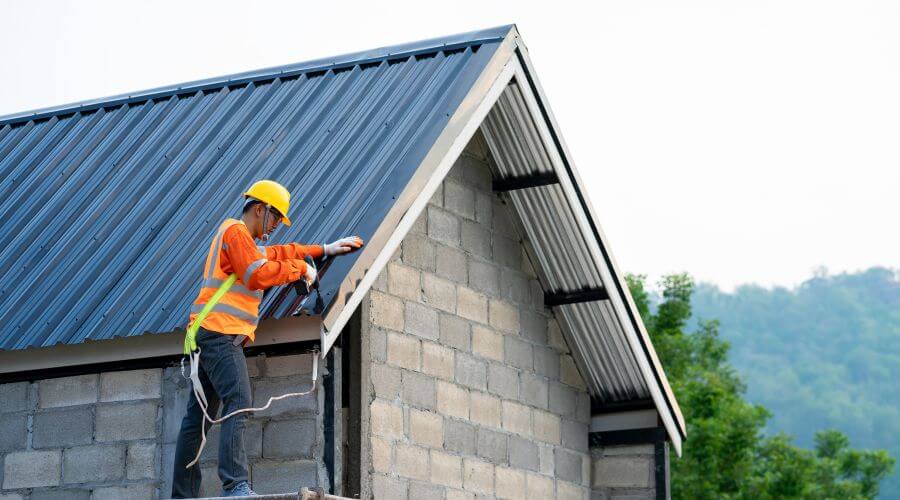 Expert top industrial roofings services in Vanderbilt, PA